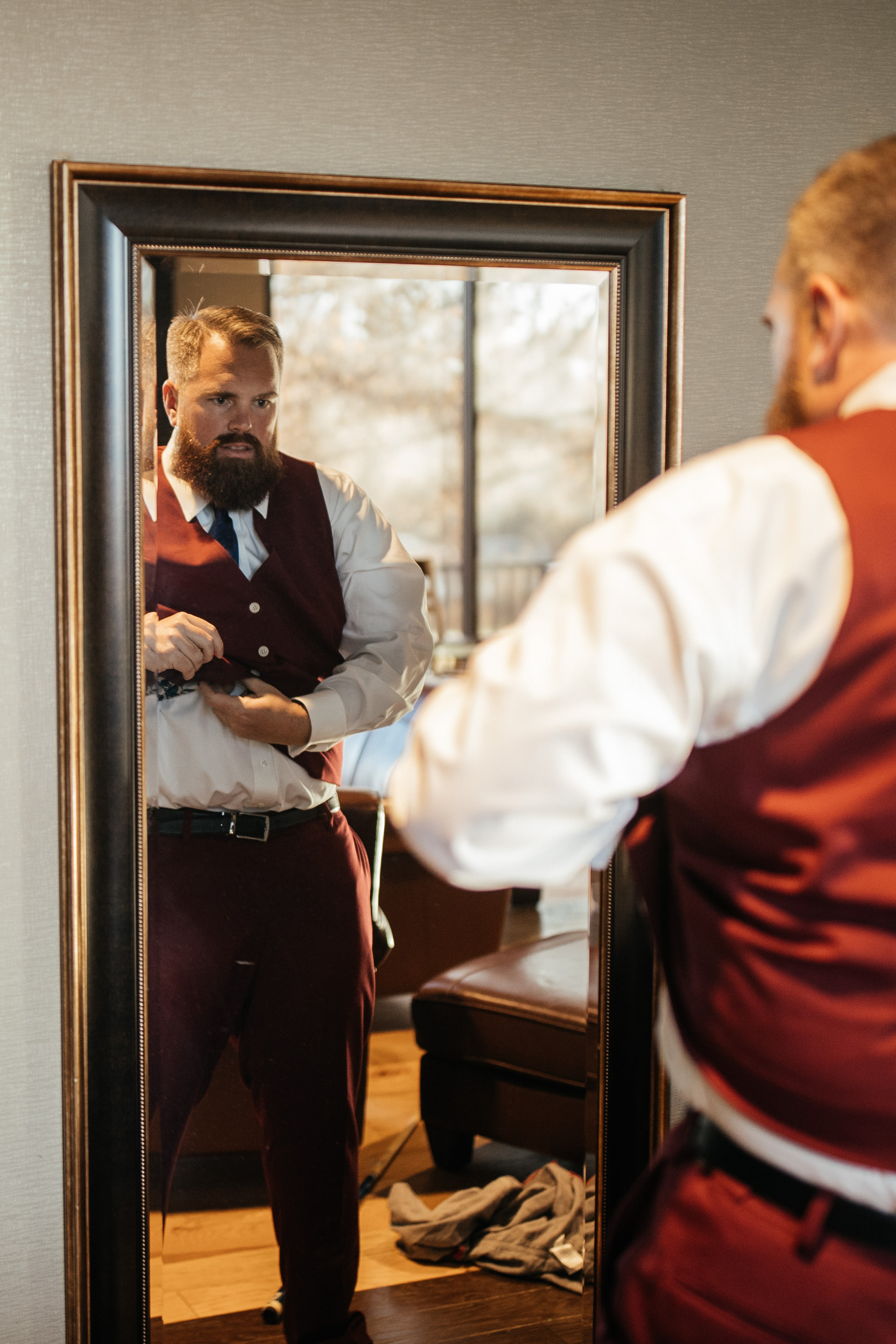 Gerusa Eric The Falls Reception Center Groom getting ready