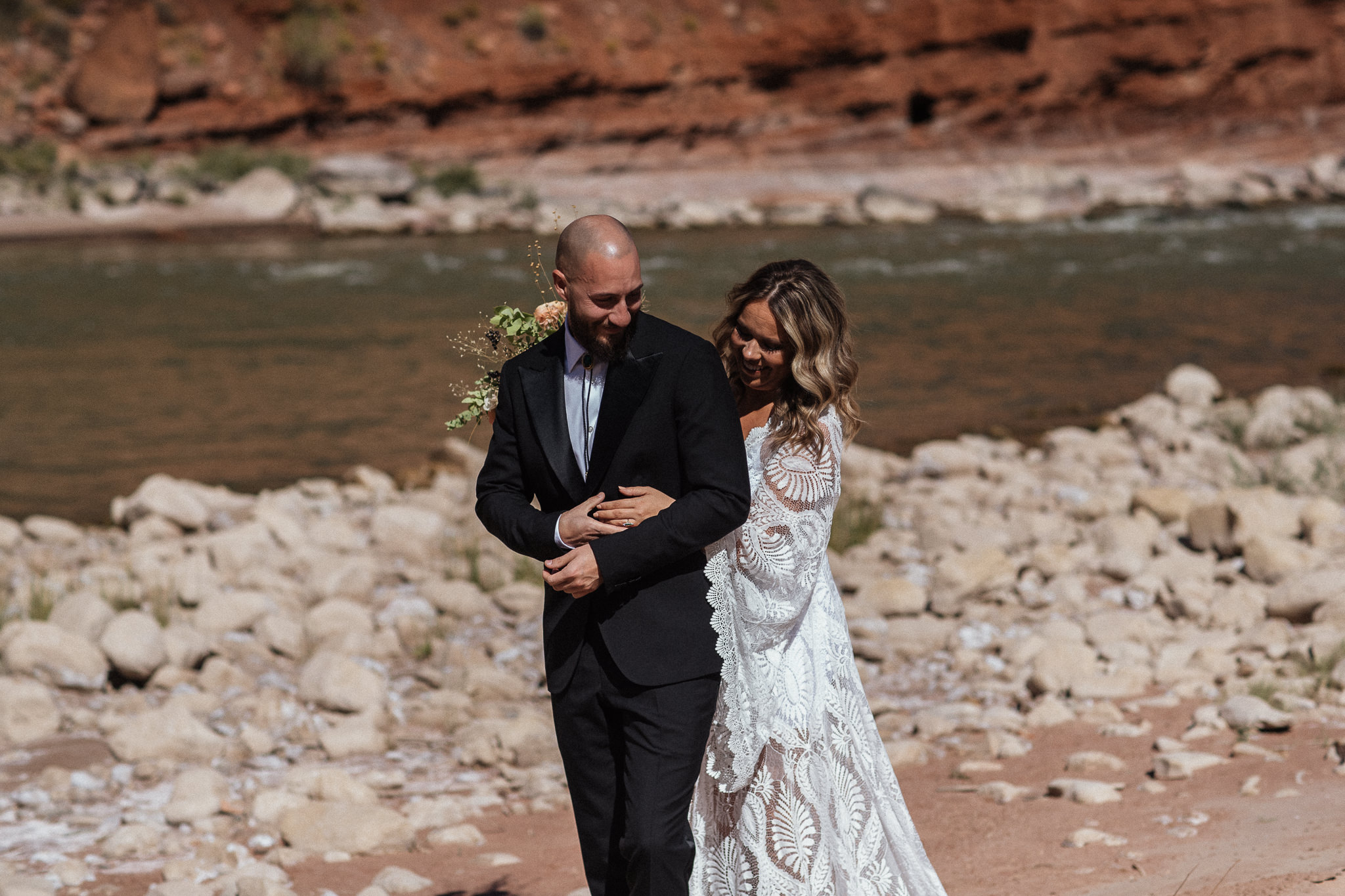 First Look Portraits in Moab Utah